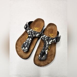 New Birkenstock Papilio Size European 36 Black Floral Sandals